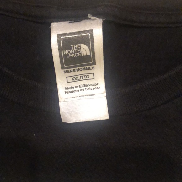 North face T-shirt - Picture 3 of 3